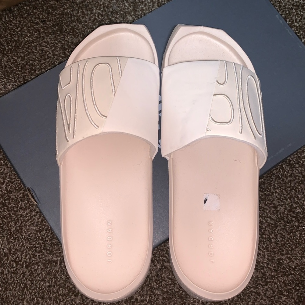 Woman’s Jordan Sandals Size 12 Cream